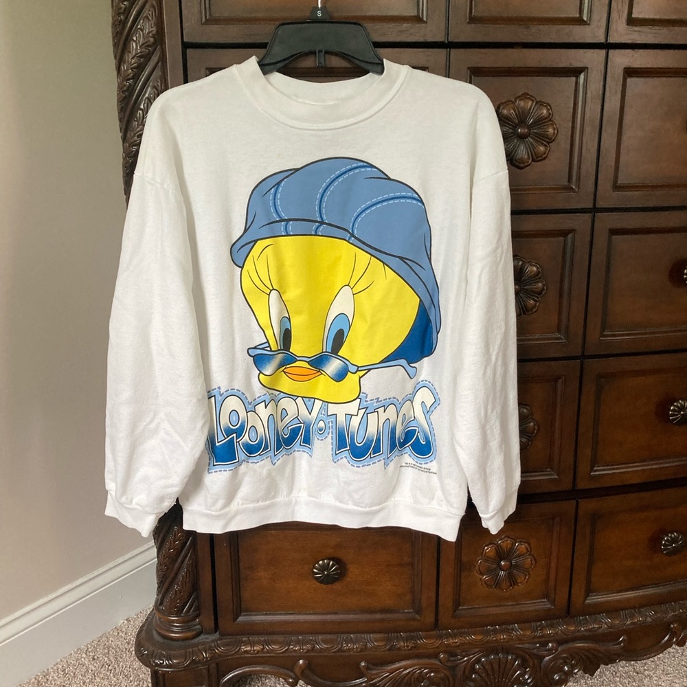Vintage Looney Tunes “Tweety Bird” Sweatshirt